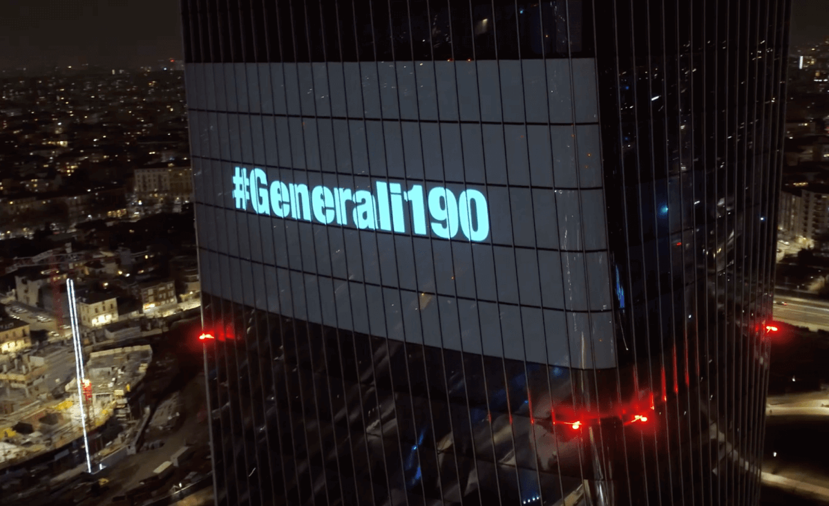 Video - The Generali Tower lights up to celebrate the Company’s 190 years