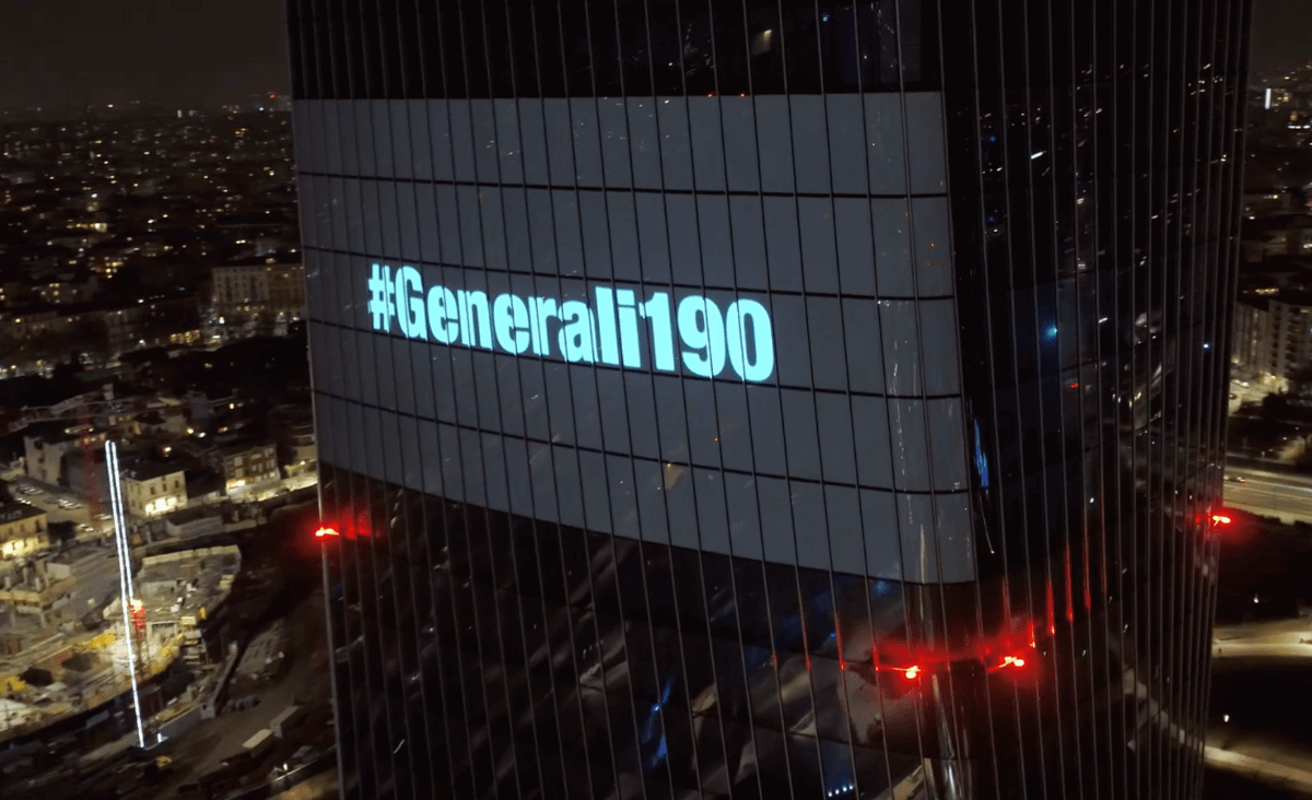 Video - La Torre Generali si illumina per i 190 anni della Compagnia