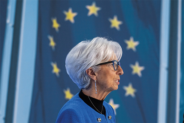 Una nuova idea di sicurezza - Credit: BORIS ROESSLER/ALAMY