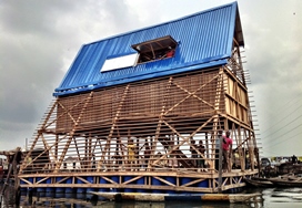 Climate change, urbanization and floodings: the aquatic city of Makoko, Nigeria - courtesy ©2016 NLÉ