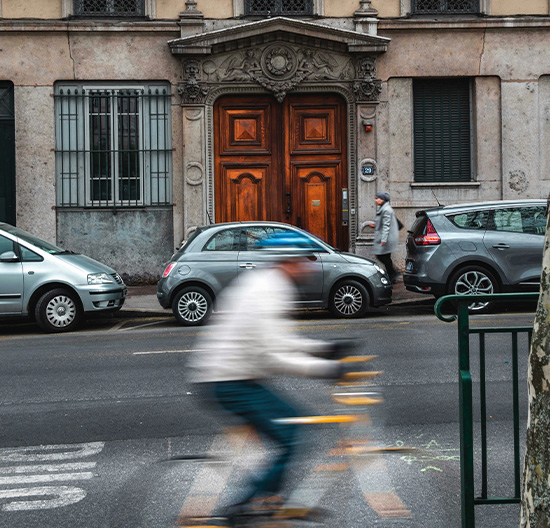 Il capitale umano: scuola, università e giovani - Credit: ADRIEN ROBERT/UNSPLASH