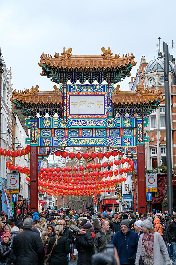 Credit: LAURENCE PRAX/ALAMY